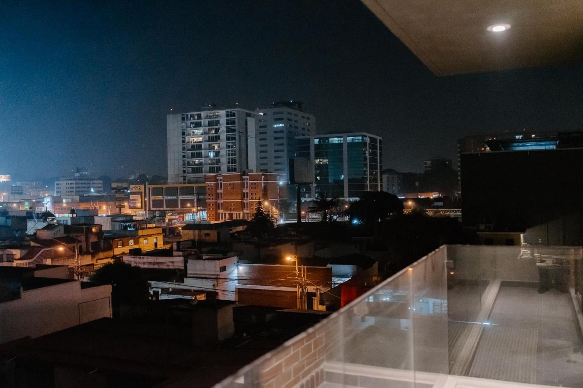 Apartamento Exclusivo Ciudad De Guatemala Zona 10 מראה חיצוני תמונה